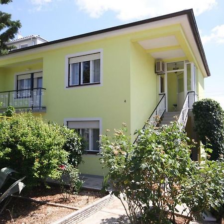 Two Bedroom Apartment, Nice Neighborhood, Free Parking, Wifi Póla Kültér fotó